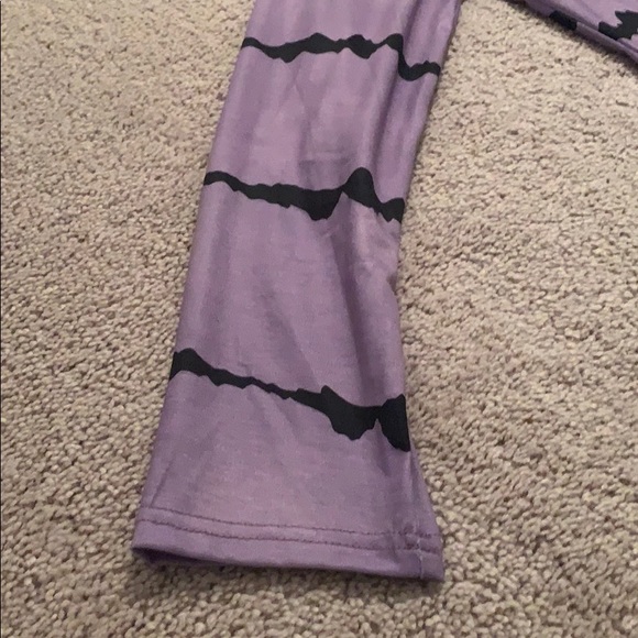 💜🖤 Long Sleeved T-shirt Size S 🖤💜 - Picture 4 of 14